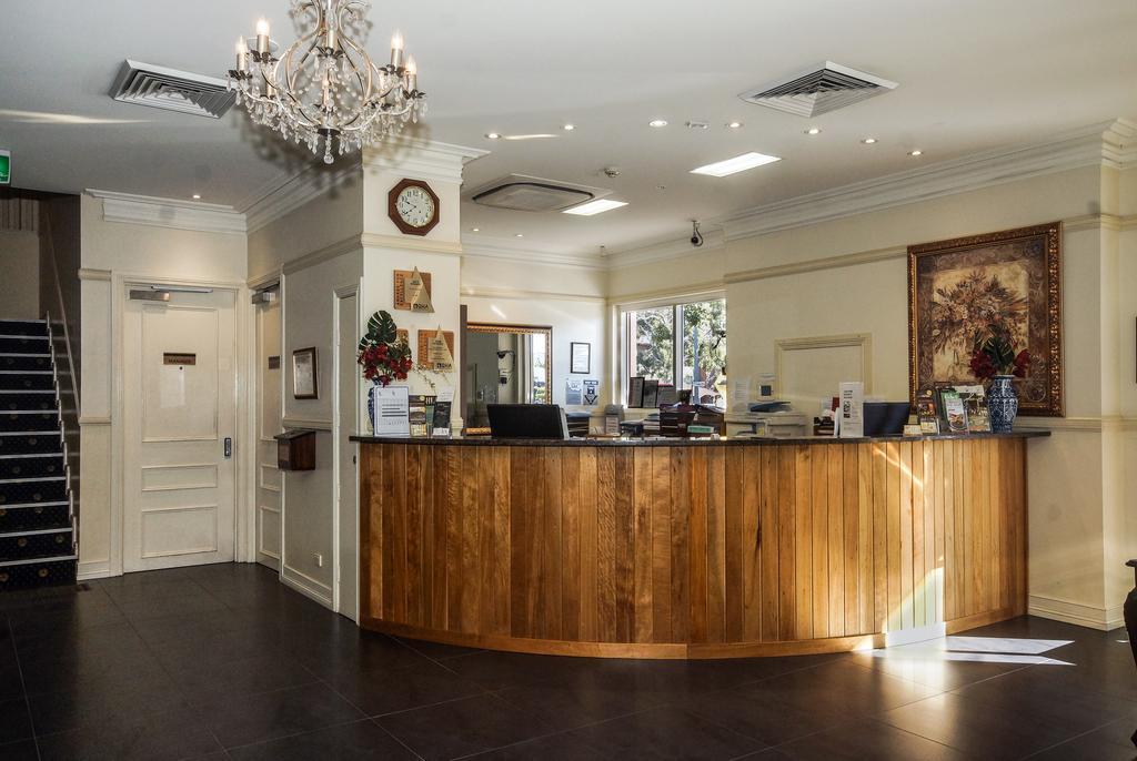 מאונט איסה Redearth Boutique Hotel מראה חיצוני תמונה
