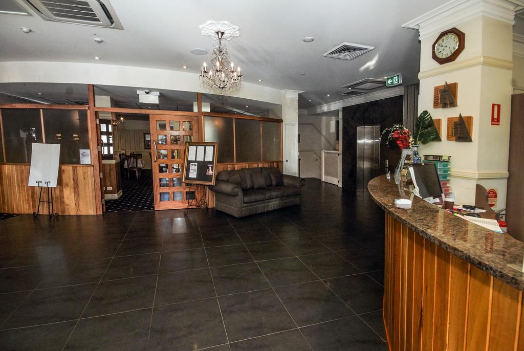 מאונט איסה Redearth Boutique Hotel מראה חיצוני תמונה